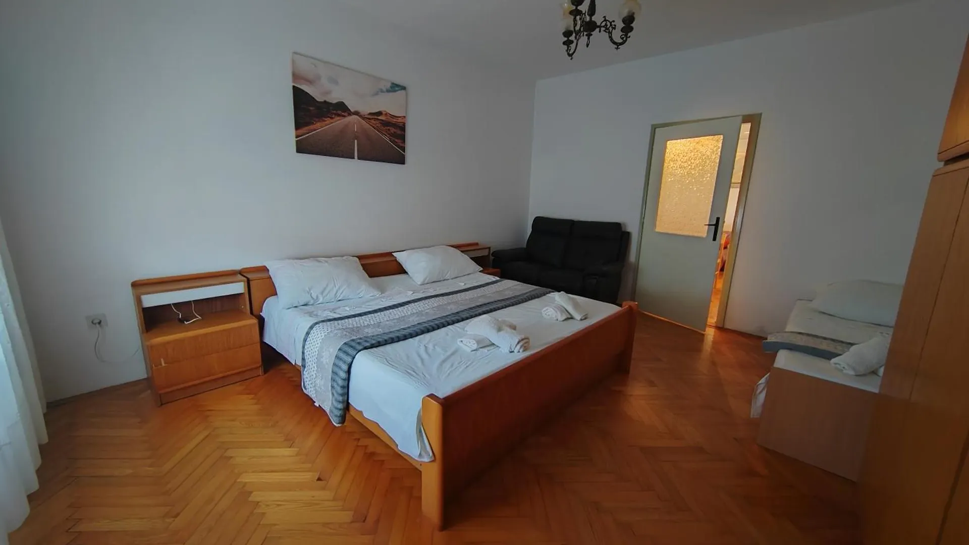 Apartments Kocijan Sukošan