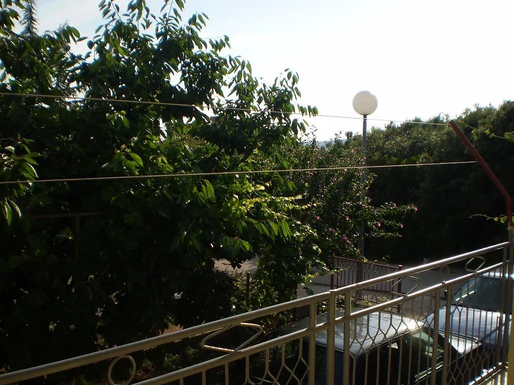Apartments Kocijan Sukosan